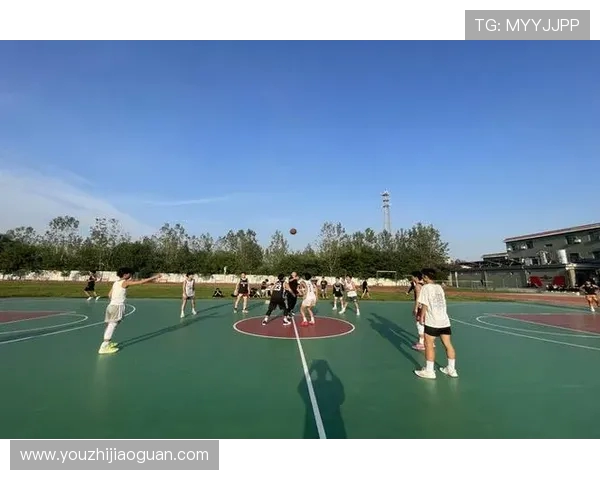 以篮球为纽带凝聚青春力量共筑团队梦想与拼搏精神 以篮球为纽带凝聚青春力量共筑团队梦想与拼搏精神