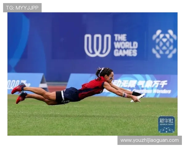 成都飞盘队在世界攀岩锦标赛中以99分领跑积分榜展现出色实力