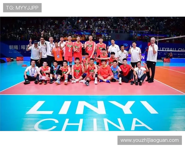 杭州排球队荣登全国排球团队协作排行榜第三名展现出色团队精神与实力 杭州排球队荣登全国排球团队协作排行榜第三名展现出色团队精神与实力