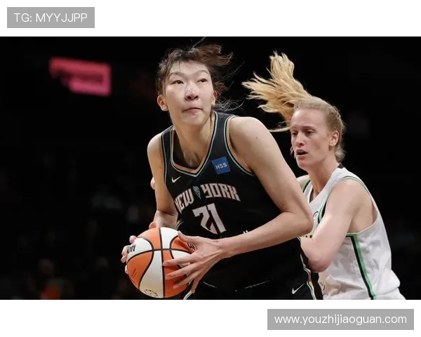 WNBA火花与自由人激战正酣谁能在季后赛中笑到最后